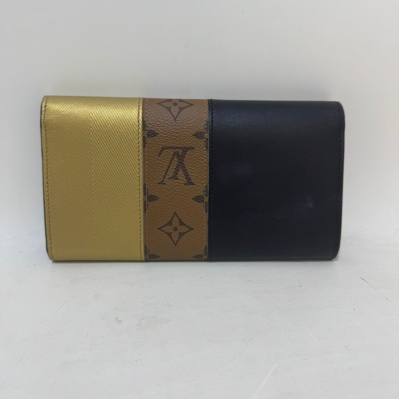 Preloved Louis Vuitton Twist WOC Black Leather Crossbody Bag