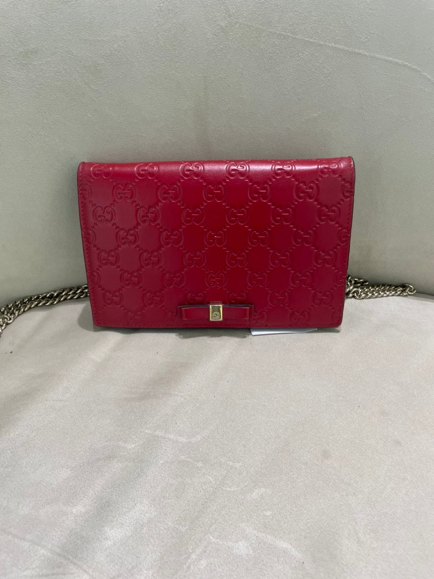 GUCCI GG Marmont Red Leather Shoulder Bag