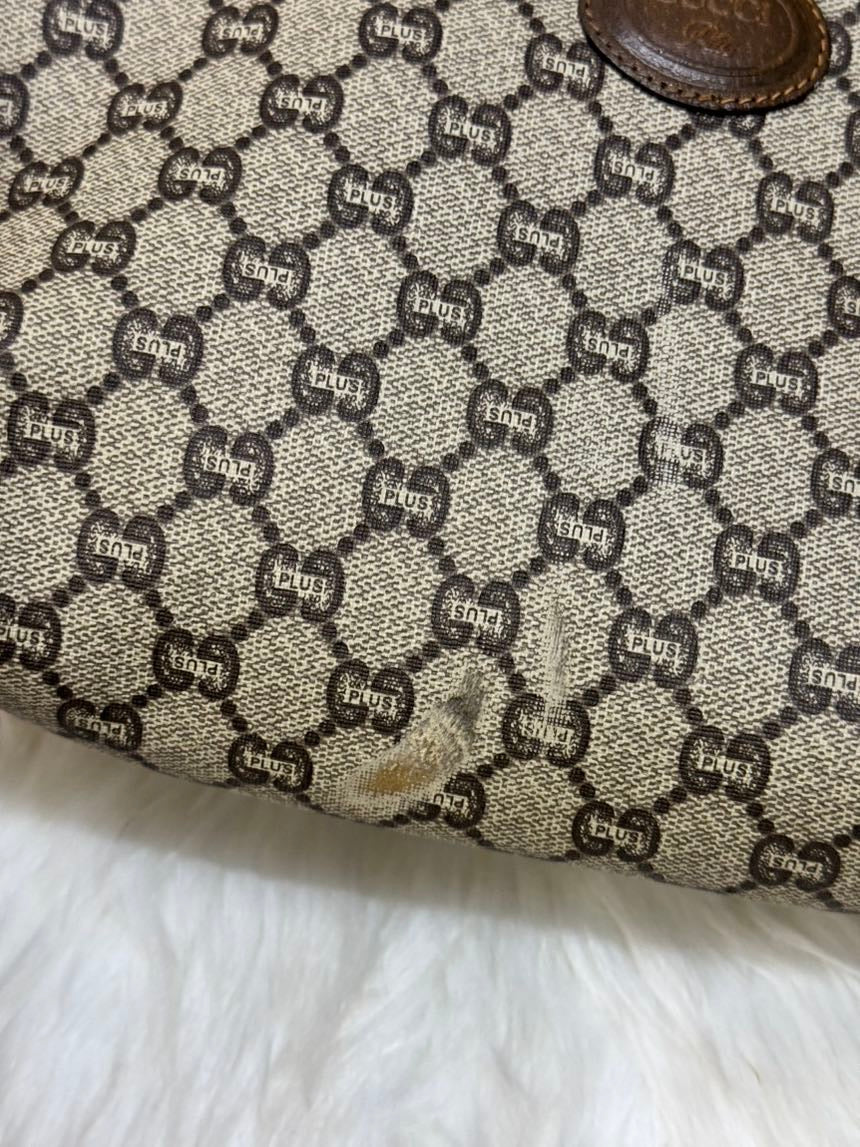 Vintage Gucci GG Monogram Beige Canvas Clutch Bag