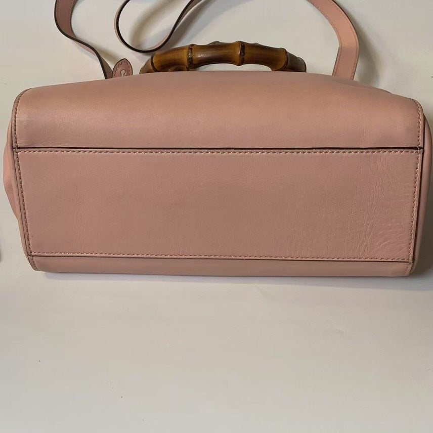 Gucci Bamboo Top Handle Bag in Pink Leather - Medium Size