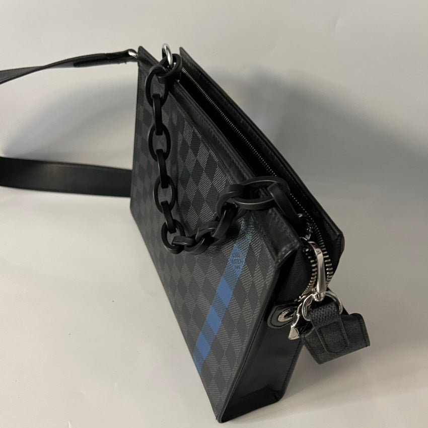 Preloved LV shoulder bag