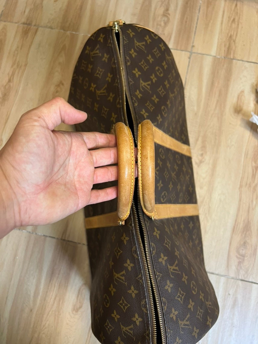 Preloved LV duffle bag