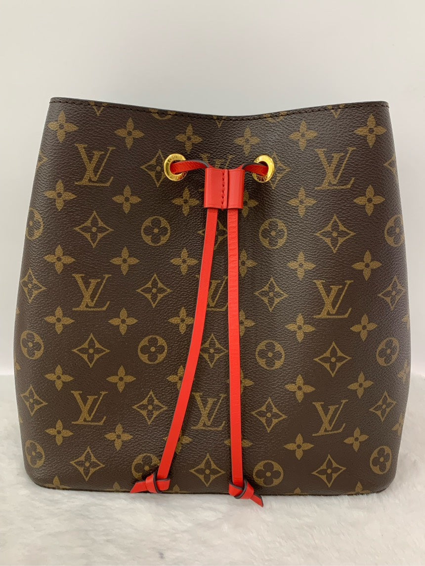 Preloved LV Bucket