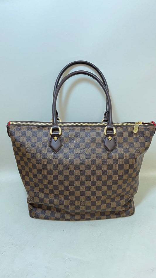 Preloved LV tote bag