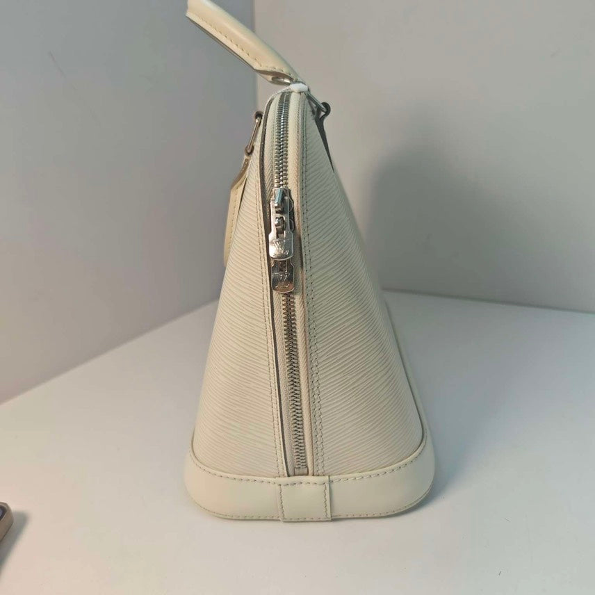 preloved Louis Vuitton Alma(no keys)