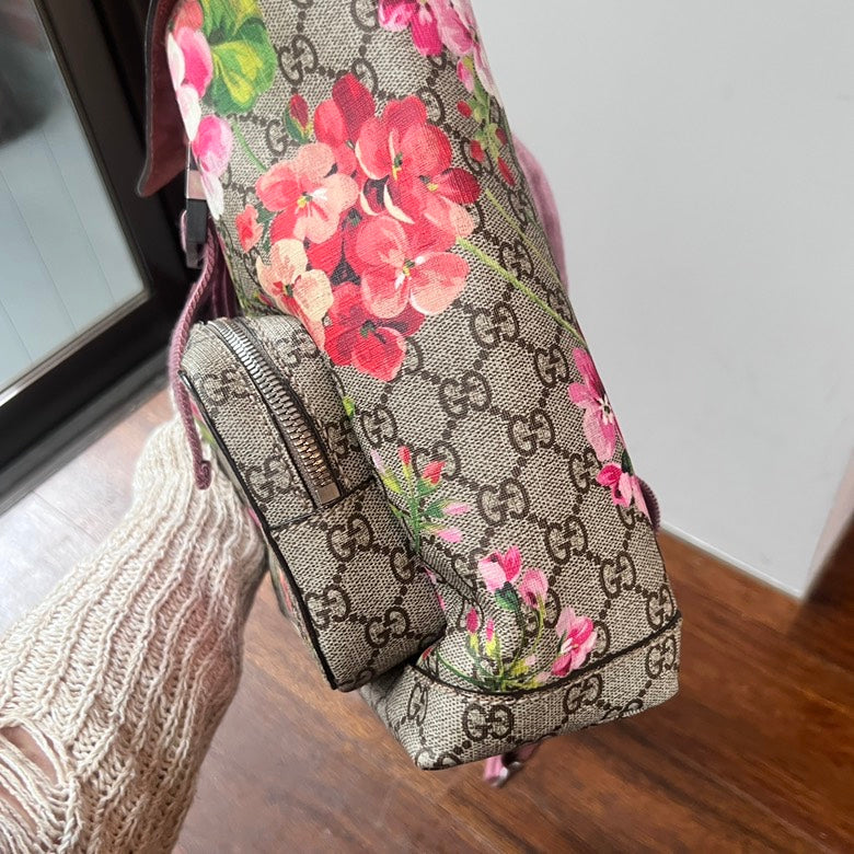 Gucci Blooms Supreme Backpack AG Floral Canvas