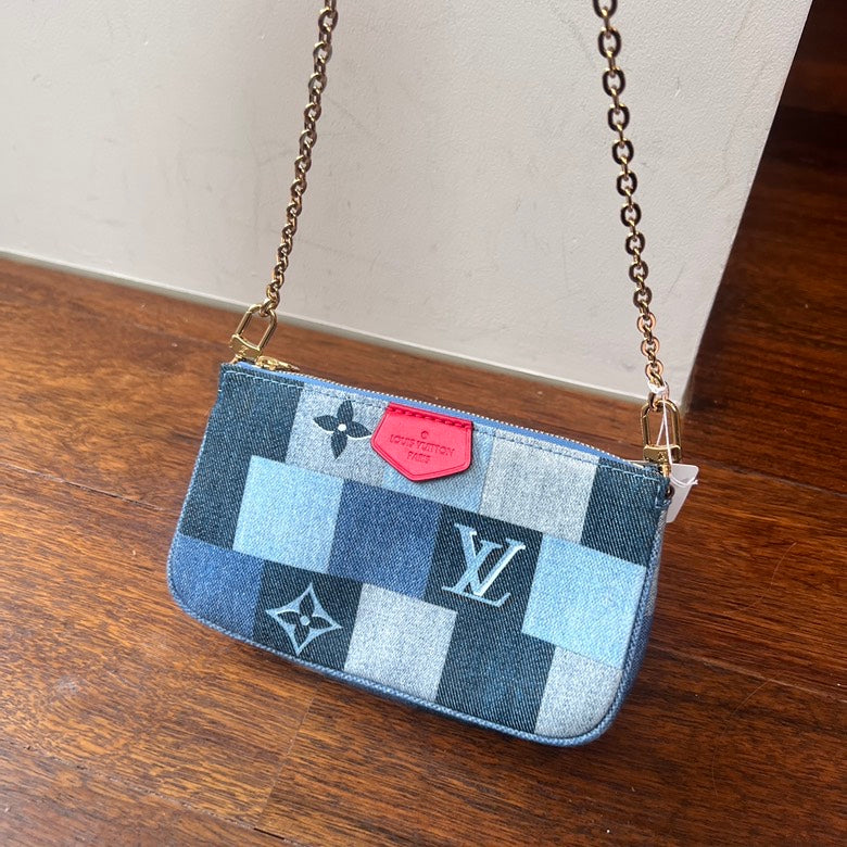 Preloved LV Pochette Denim Patchwork AG322