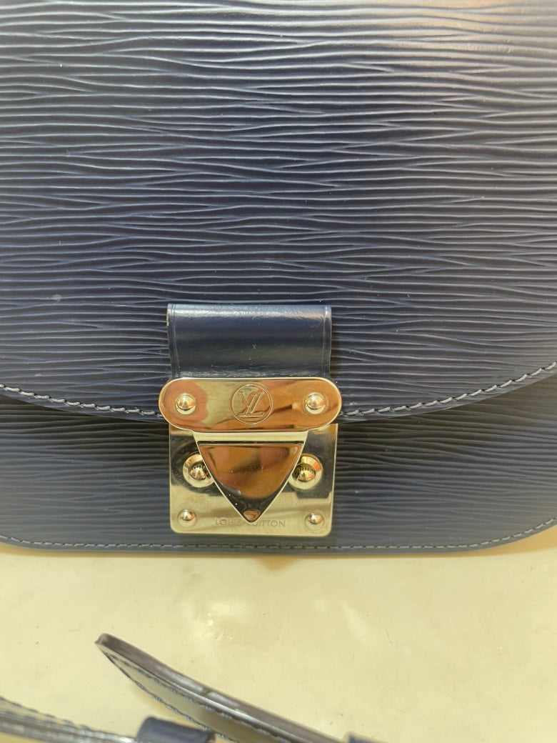 preloved LV shoulder bag