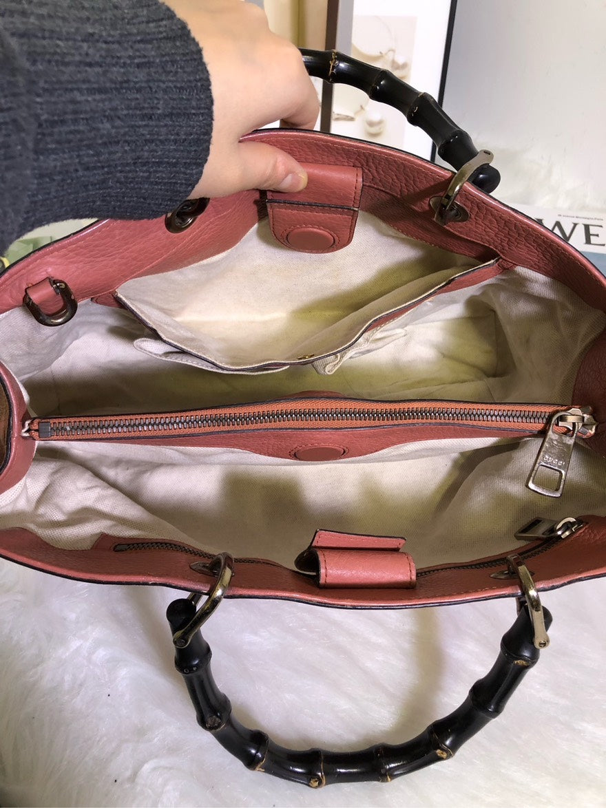 Gucci bamboo handle bag