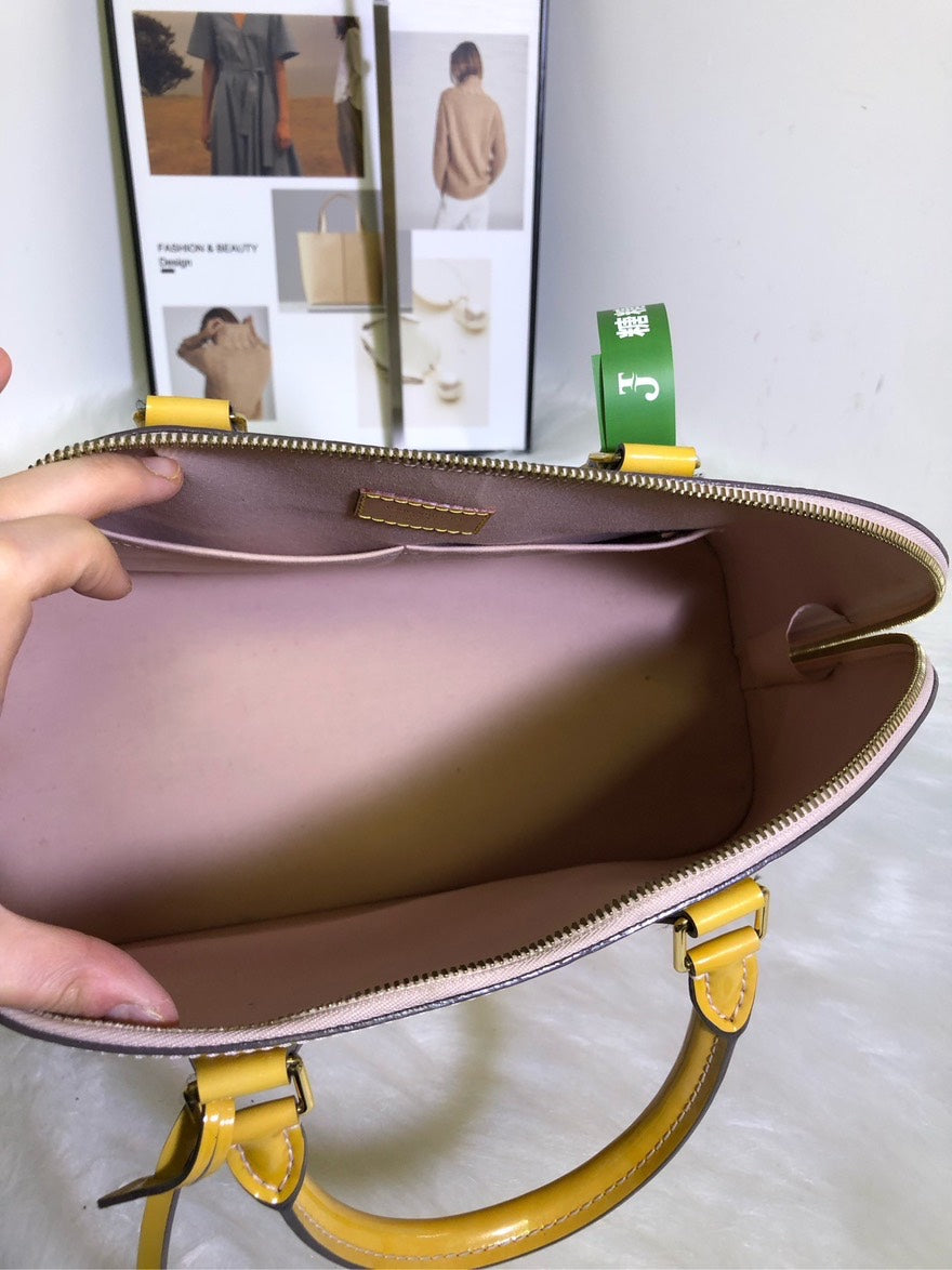 Preloved LV Alma GM bag