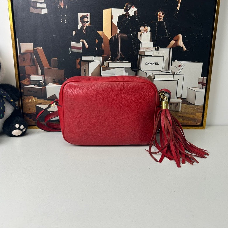 💓New pre loved Gucci red Camera bag()