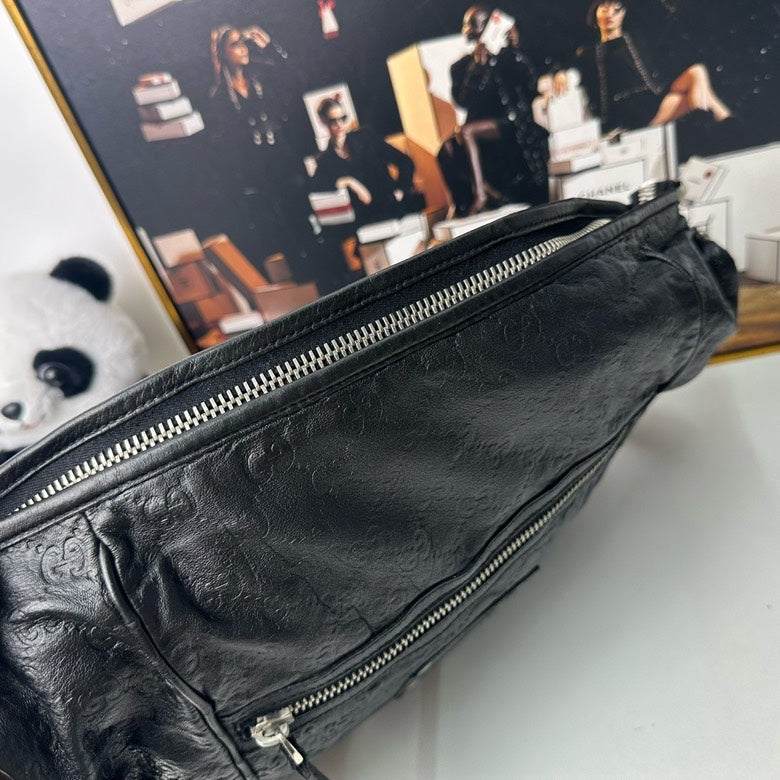 🔮New pre loved Full leather crossbody bag()