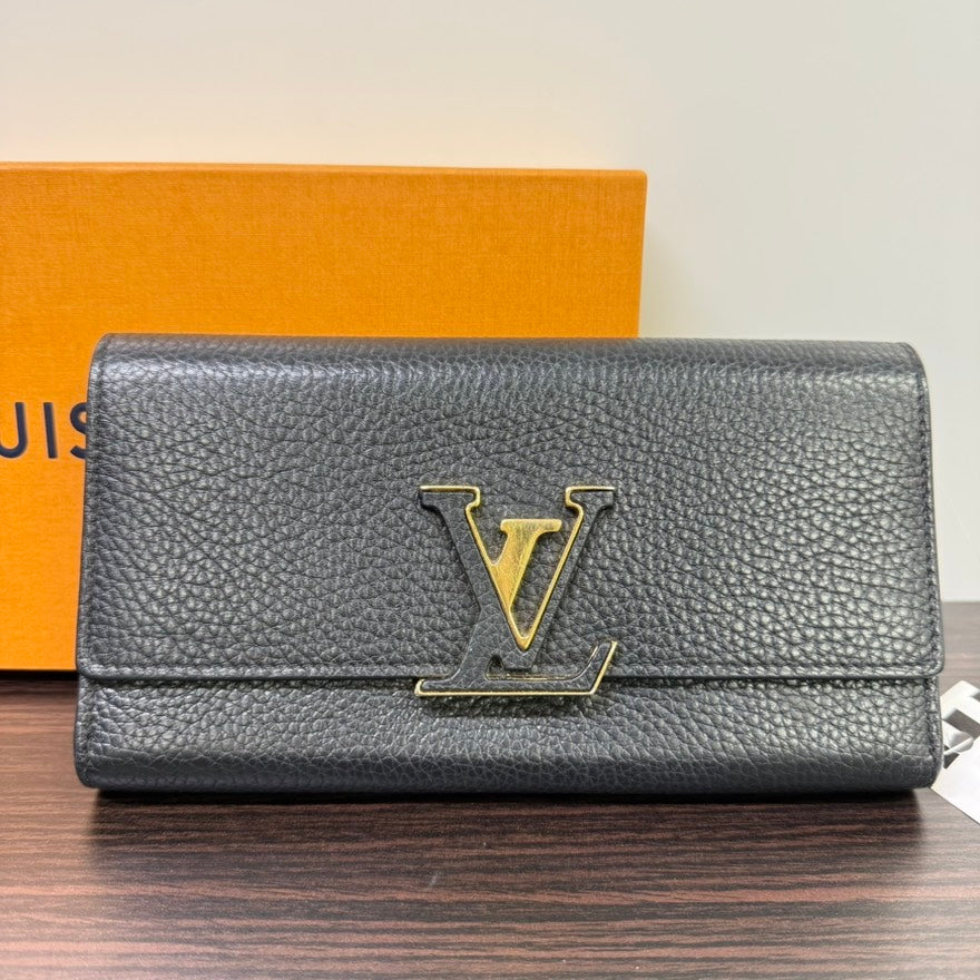 Preloved LV Capucines Leather Long Wallet LB114020