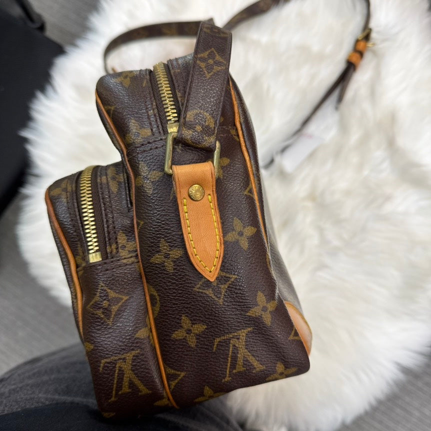 Preloved Louis Vuitton Nile Messenger Bag - Monogram Canvas Brown