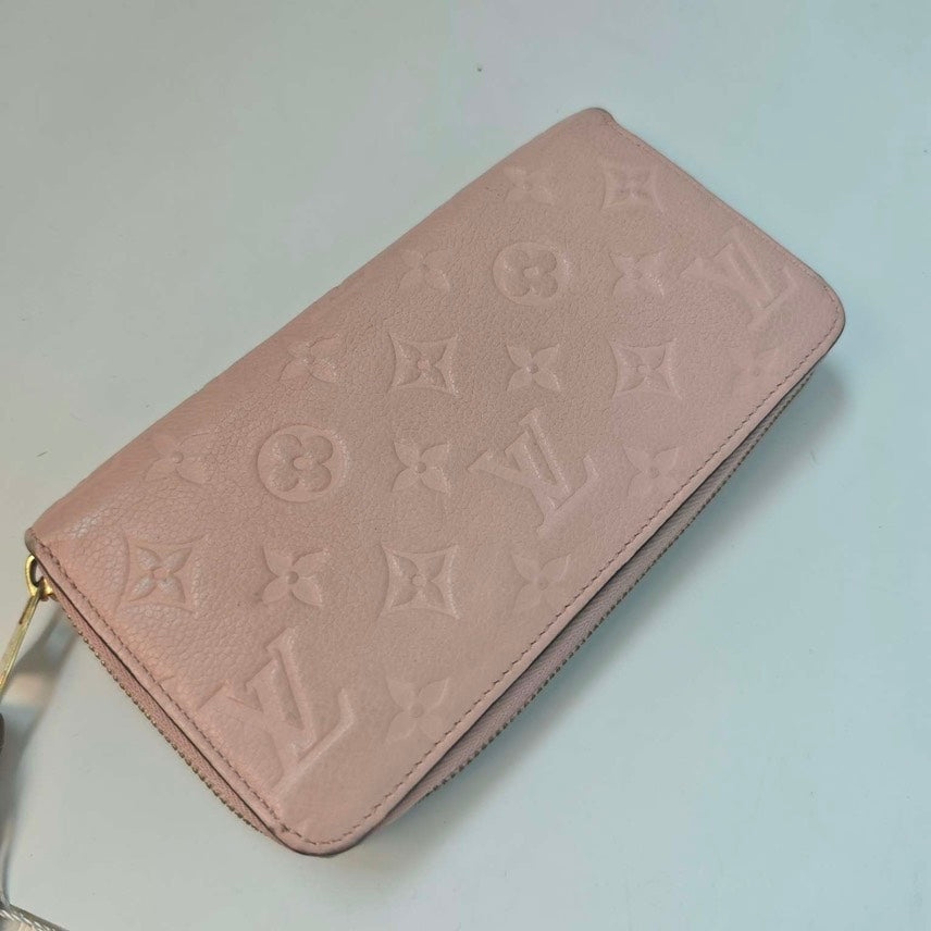 preloved Louis Vuitton wallet