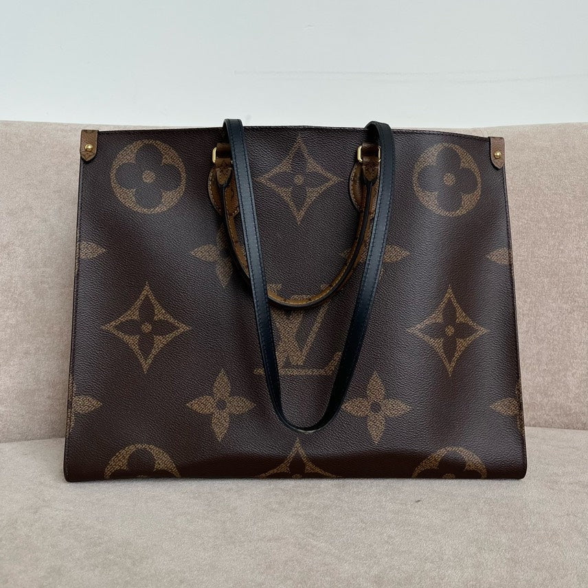 Preloved LV on the go with microchips Hmm