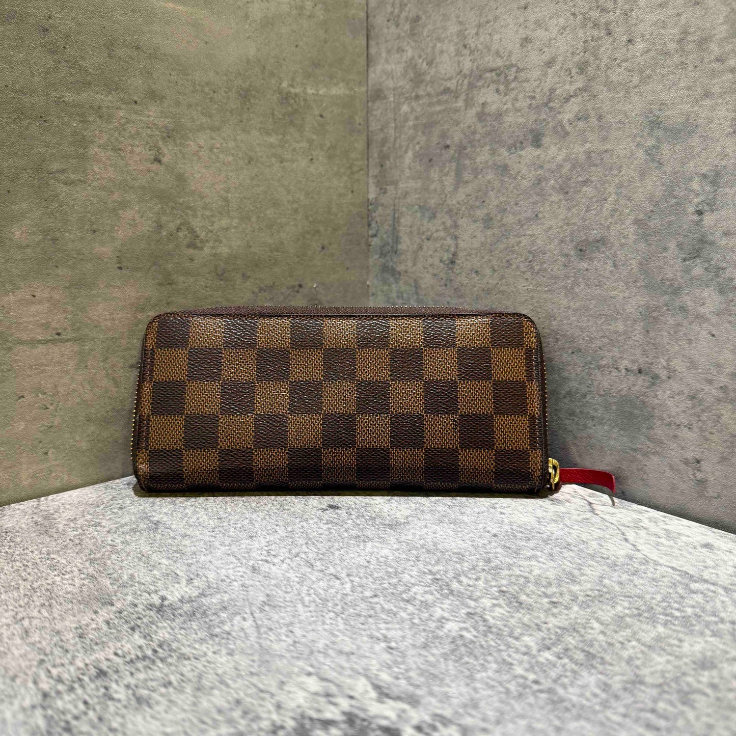 🛍️Preloved Louis Vuitton damier wallet