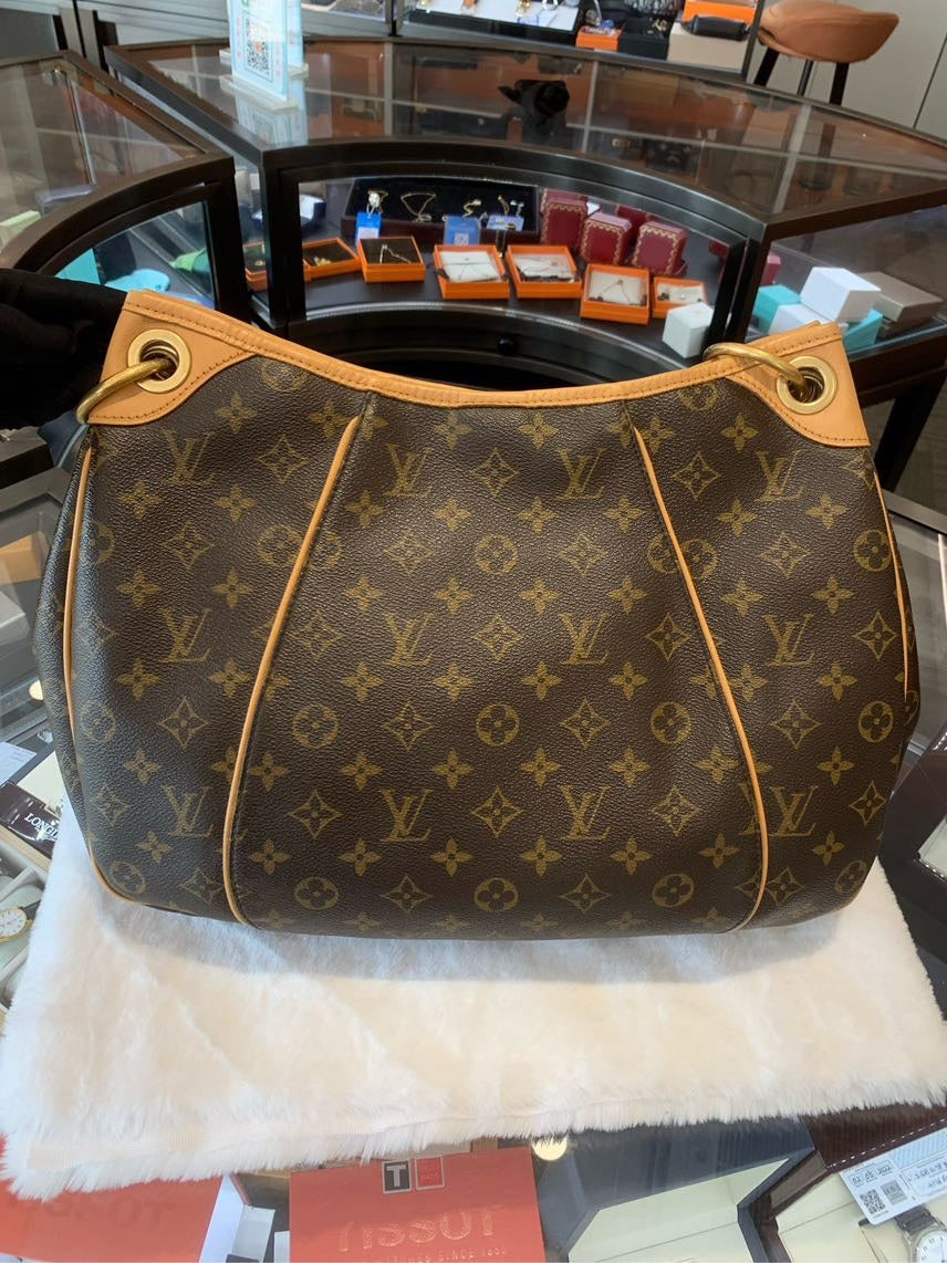 Preloved LV bag HBG