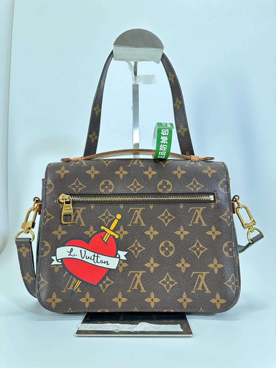 Preloved LV Metis bag