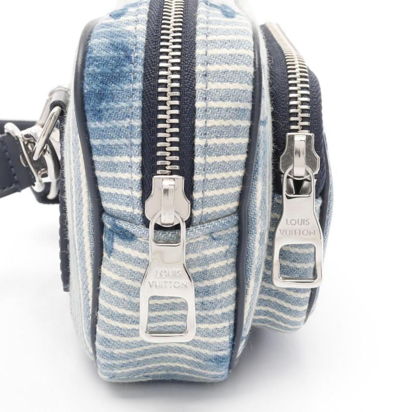 LOUIS VUITTON Outdoors Pochette Hickory Stripe Watercolor Summer Collection Body Bag - Light Blue Navy Canvas