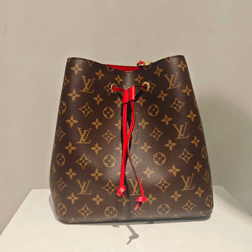 preloved Louis Vuitton Neo Noe bucket bag