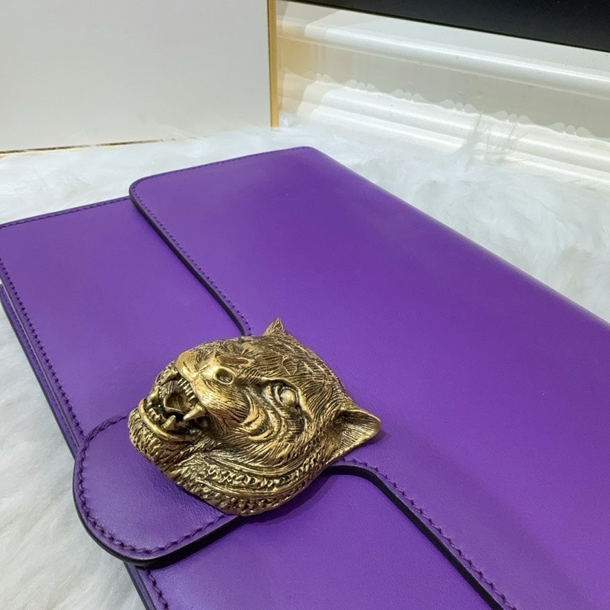 Gucci clutch