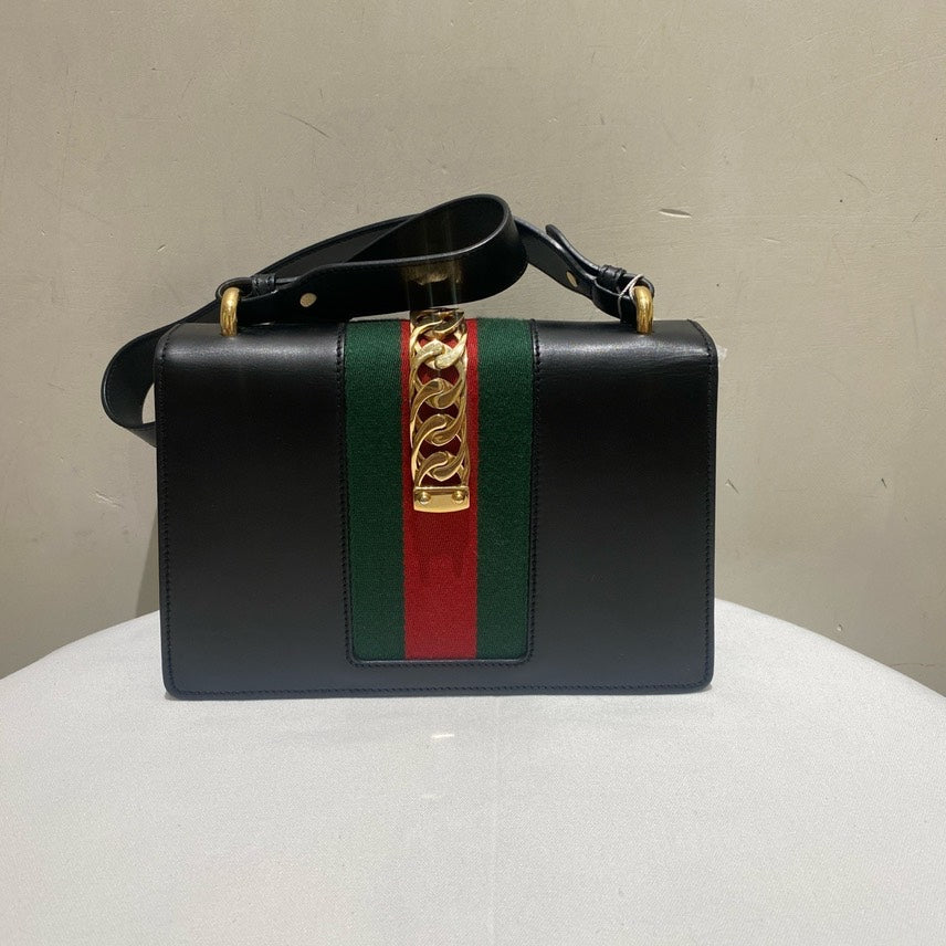 Gucci Sylvia MM