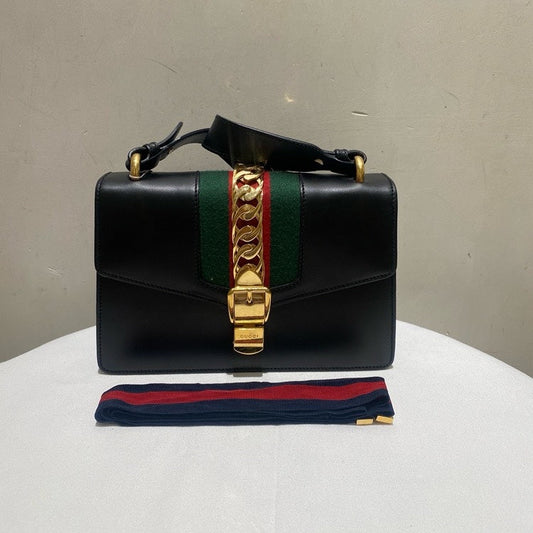 Gucci Sylvia black medium