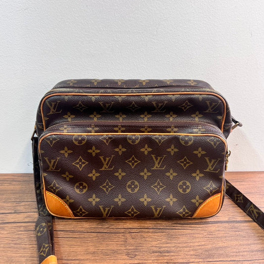 Preloved LV Monogram Leather Shoulder Bag