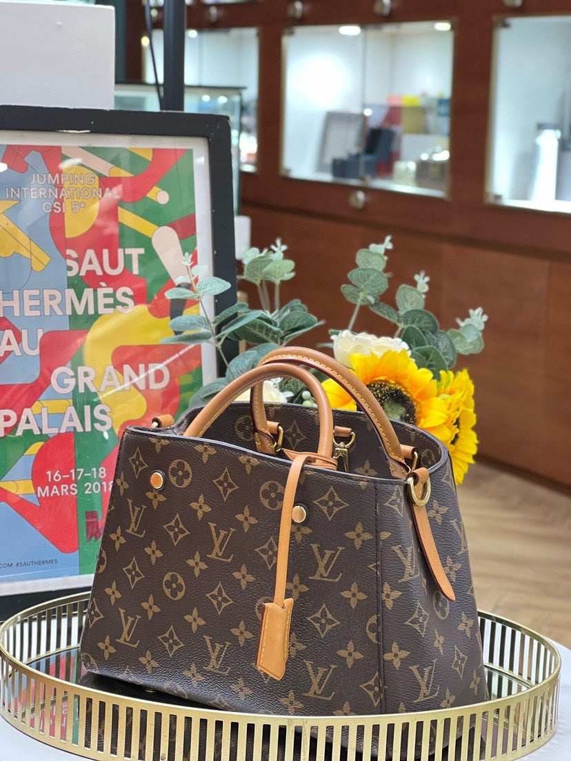 Preloved Louis Vuitton Montaigne BB Bag 28x19cm 12811
