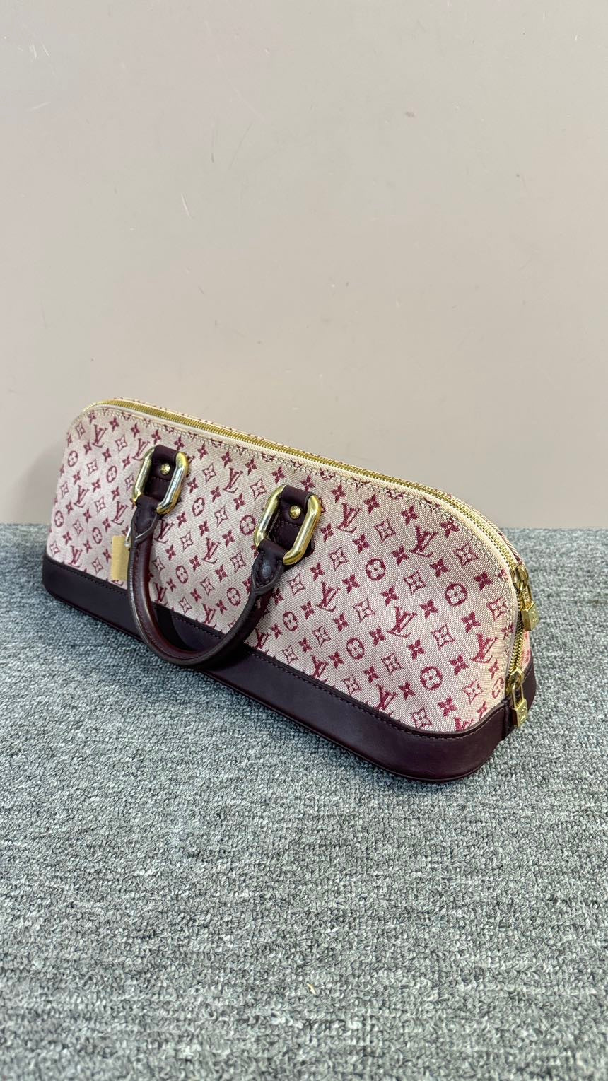 Preloved Louis Vuitton handbag