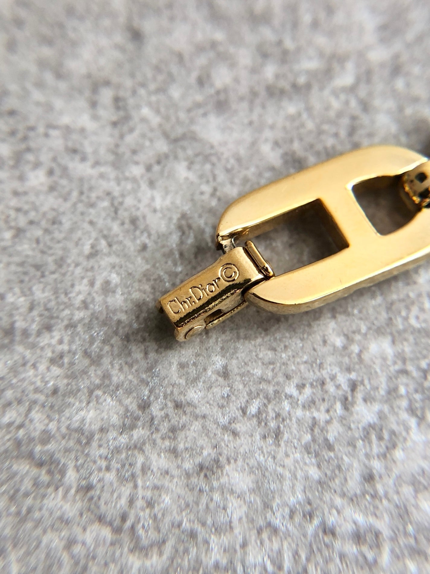 Christian Dior CD Logo Motif Bracelet Gold Vintage vjfg4u