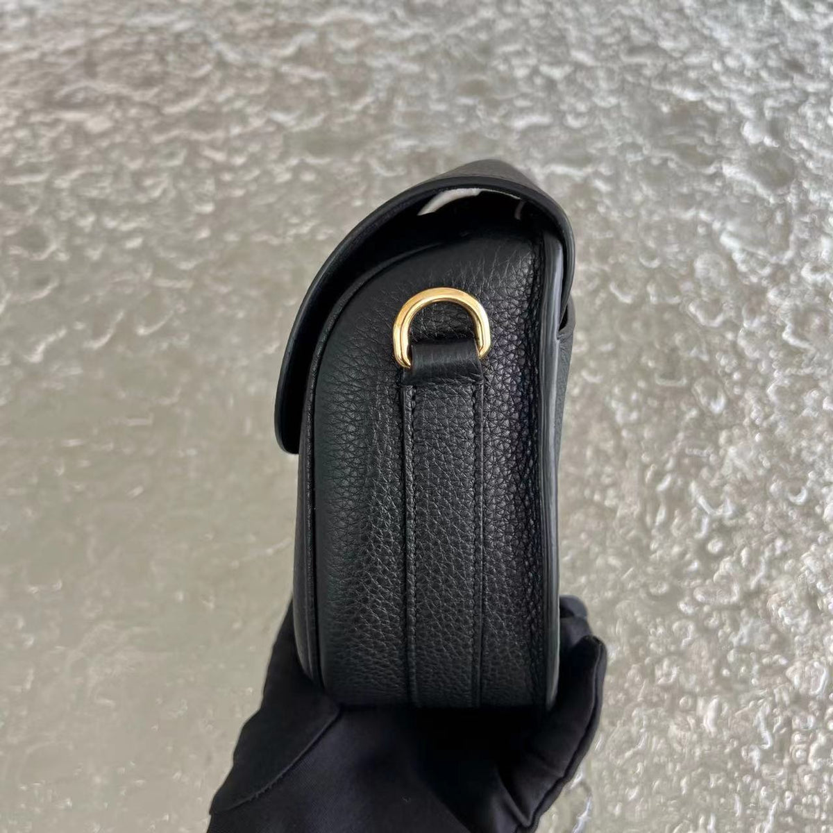 *Receipt* Caviar Bobby Medium Grained Calfskin Black Golden Hardware
