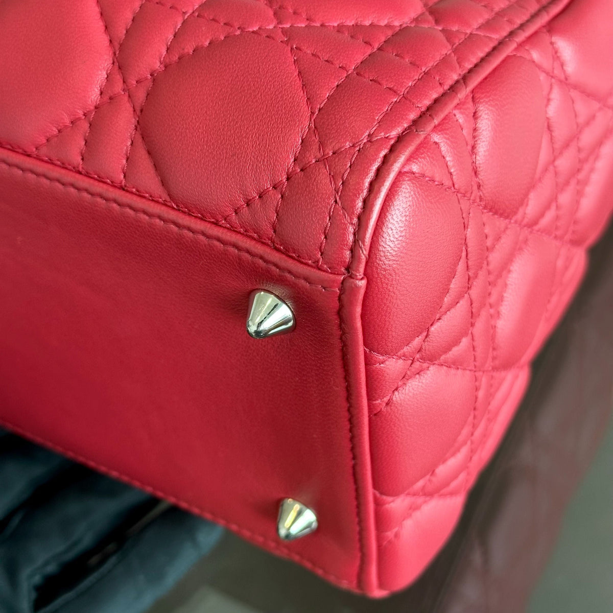 *Receipt*  Lady Medium Cannage Lambskin Red SHW