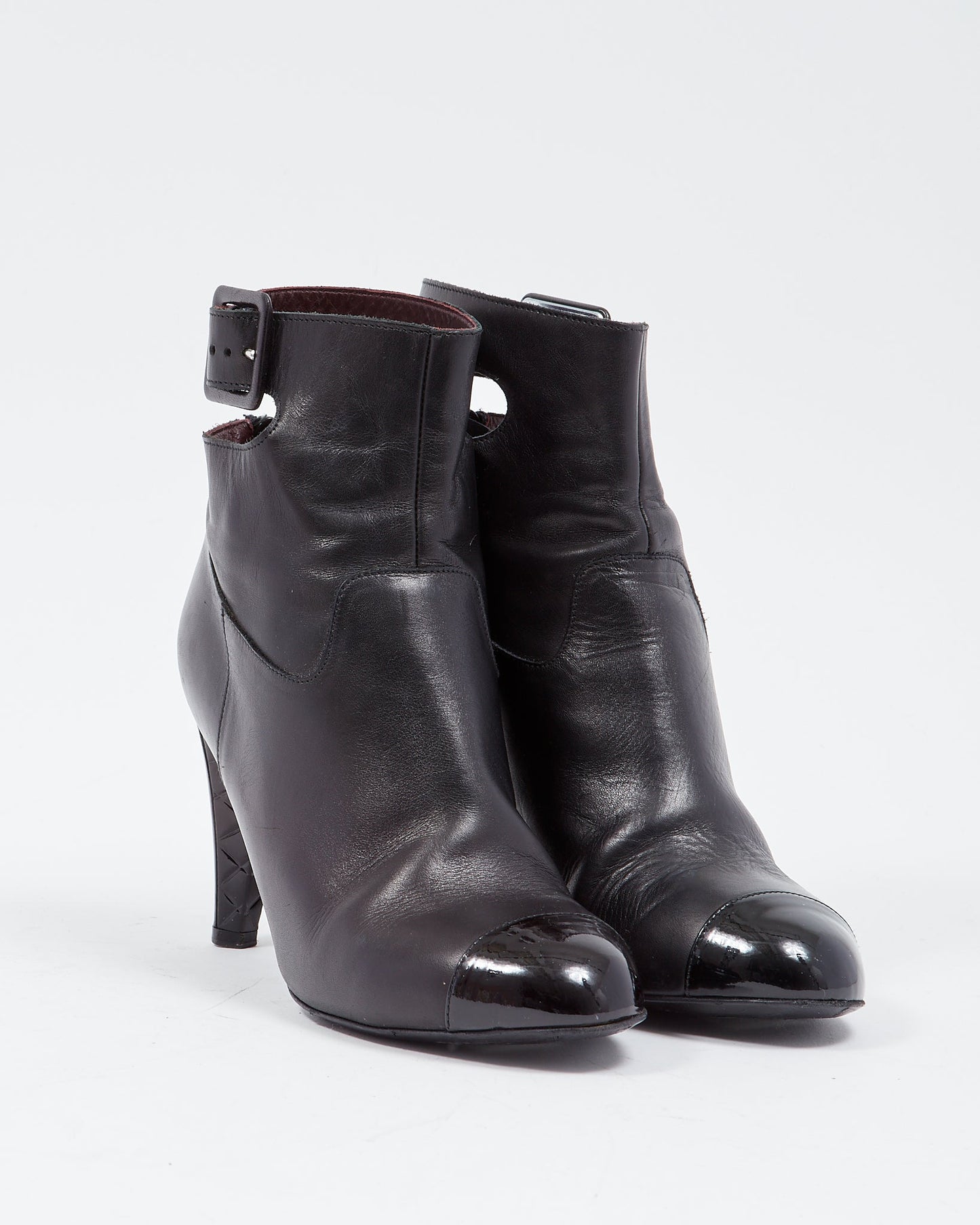 Chanel Black Smooth Leather Wrap Around Ankle Booties - 39