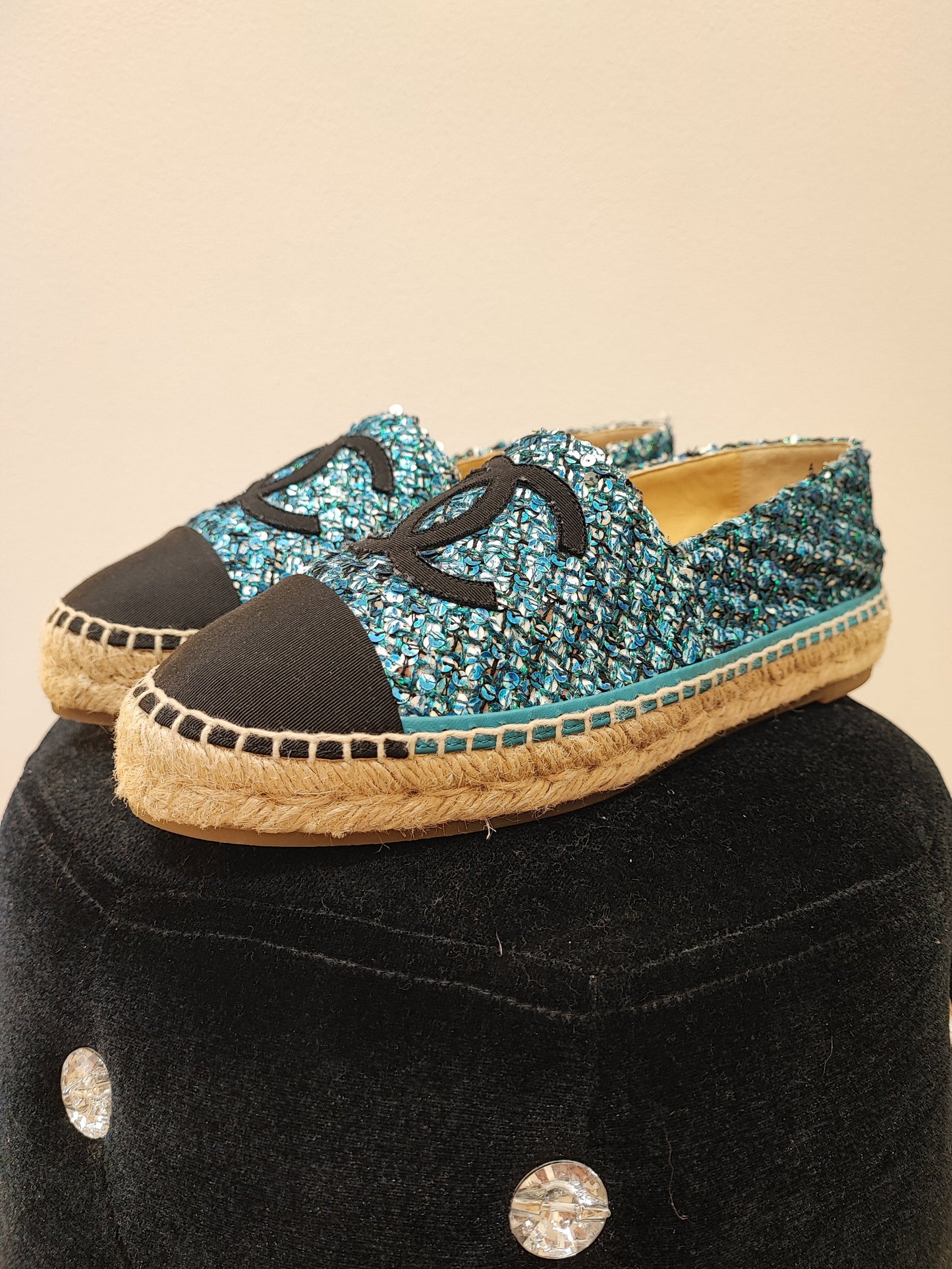 Chanel - Espadrilles bleues à sequins T39