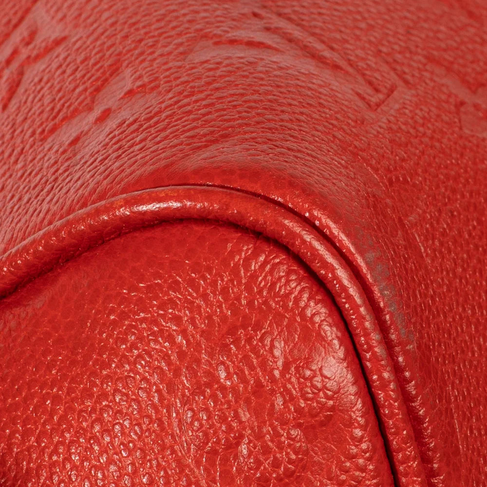 Keepall 50 en cuir empreinte rouge