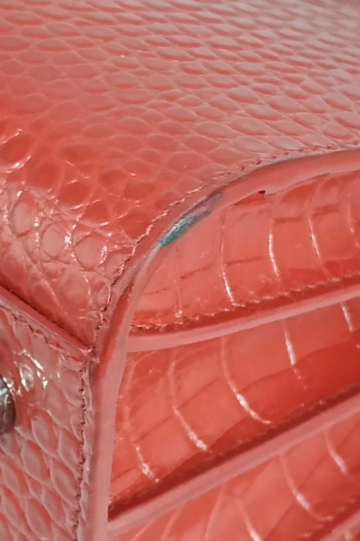 Classic Baby Sac De Jour Crocodile Embossed Red
