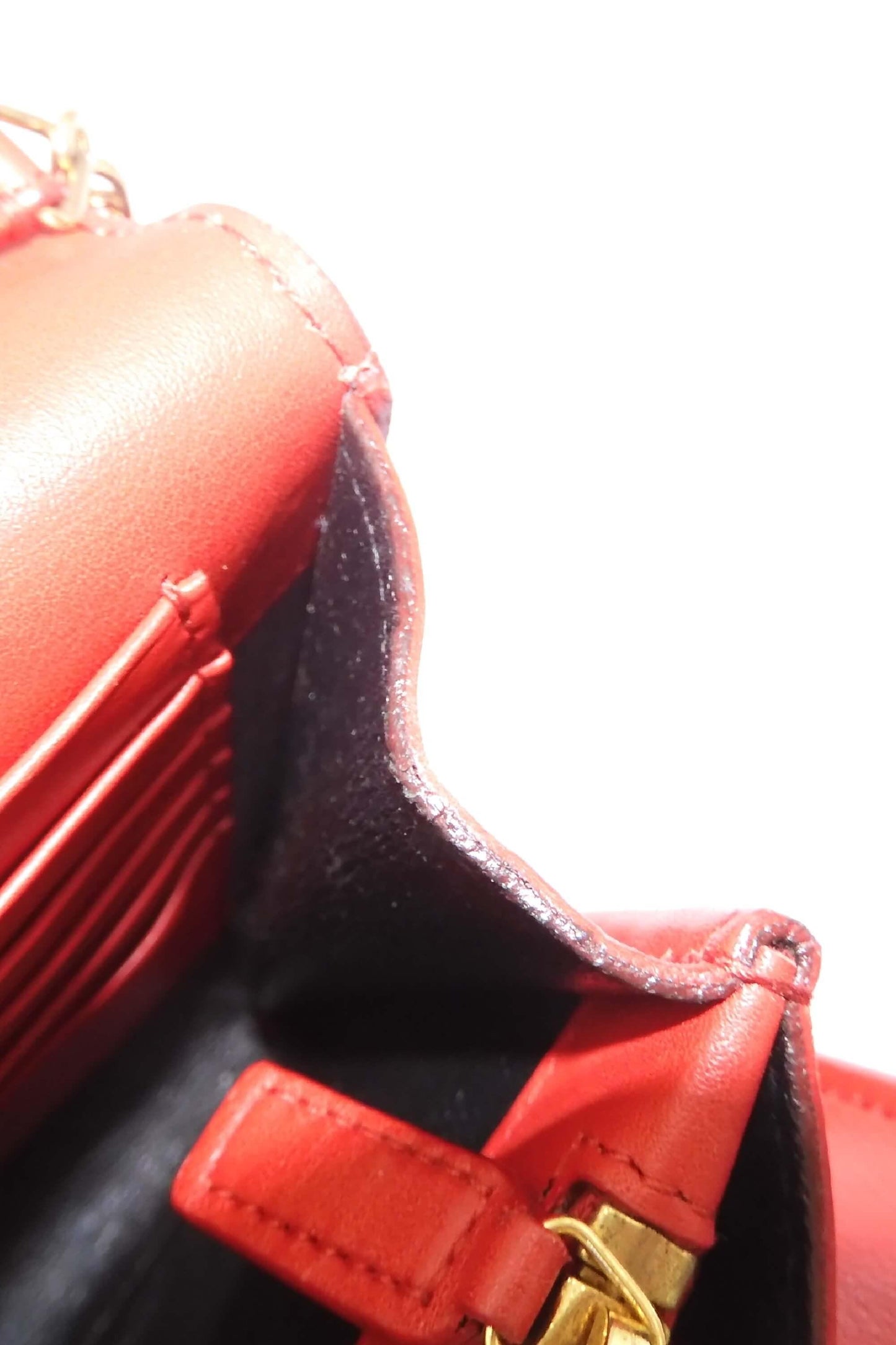 Classic Y Ligne Wallet on Chain Red