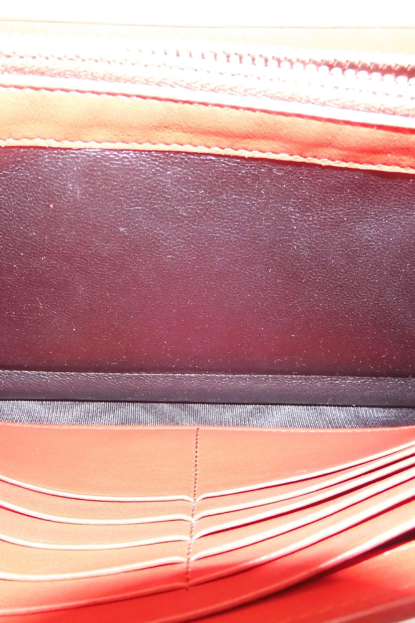 Classic Y Ligne Wallet on Chain Red