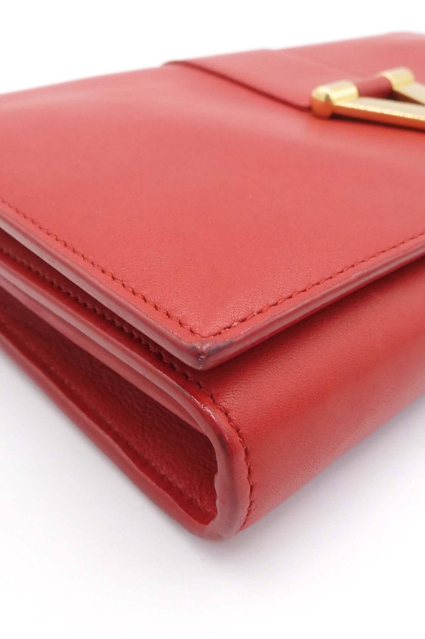 Classic Y Ligne Wallet on Chain Red