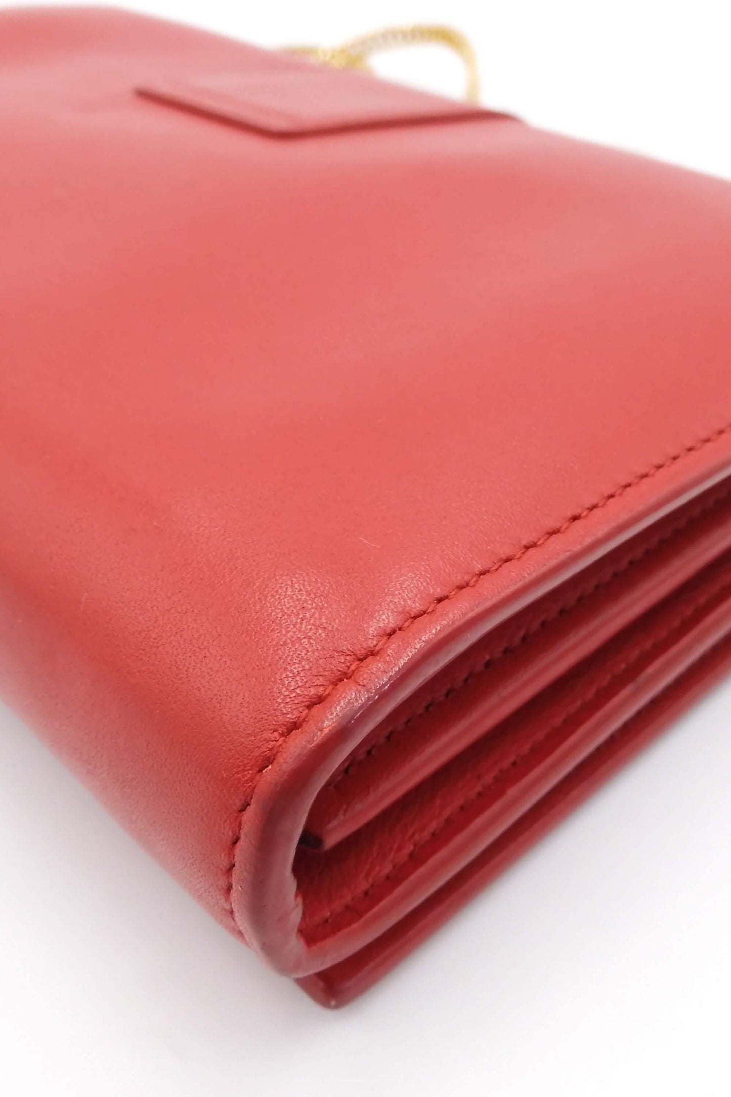 Classic Y Ligne Wallet on Chain Red