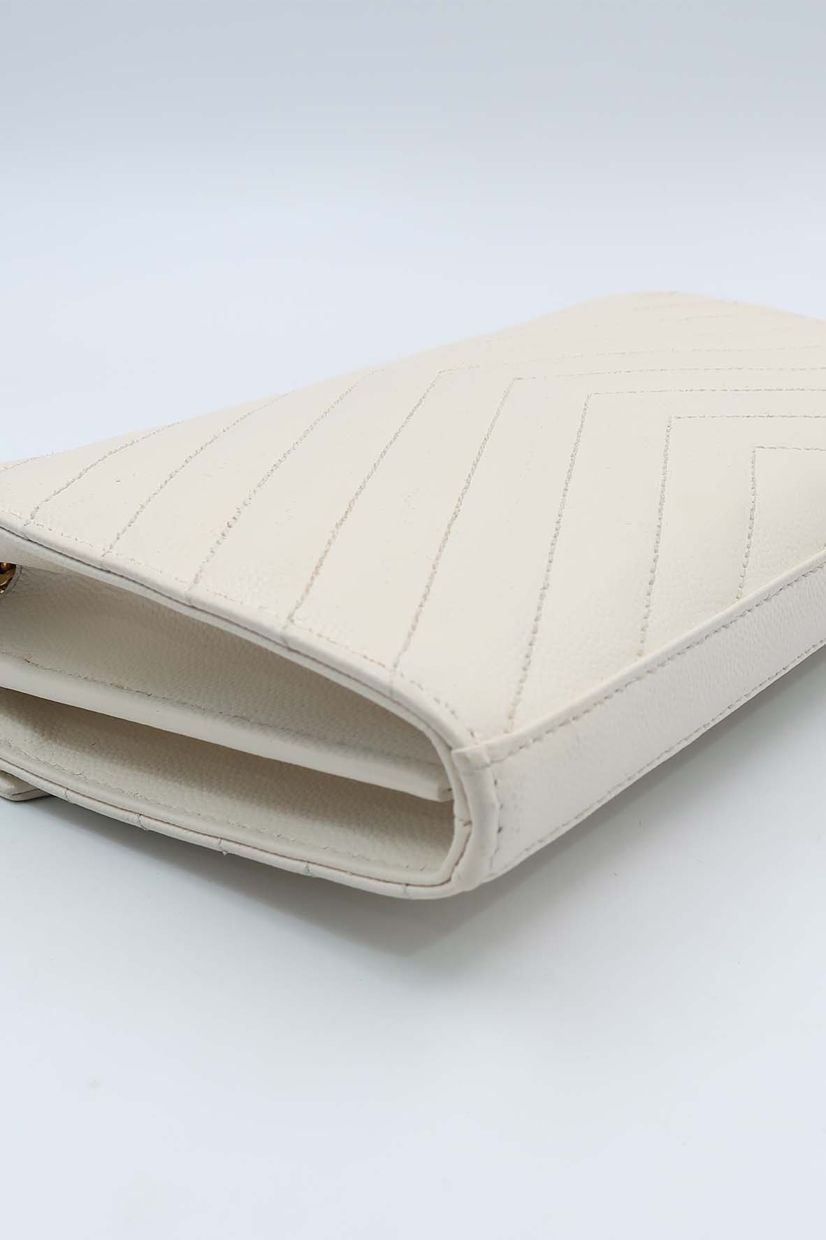 Monogram Chain Wallet White with Gold Hardware White