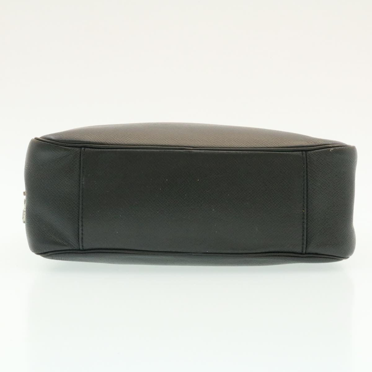 LOUIS VUITTON Taiga Trousse ToiletteGM Clutch Bag Black M30212 LV Auth th2045