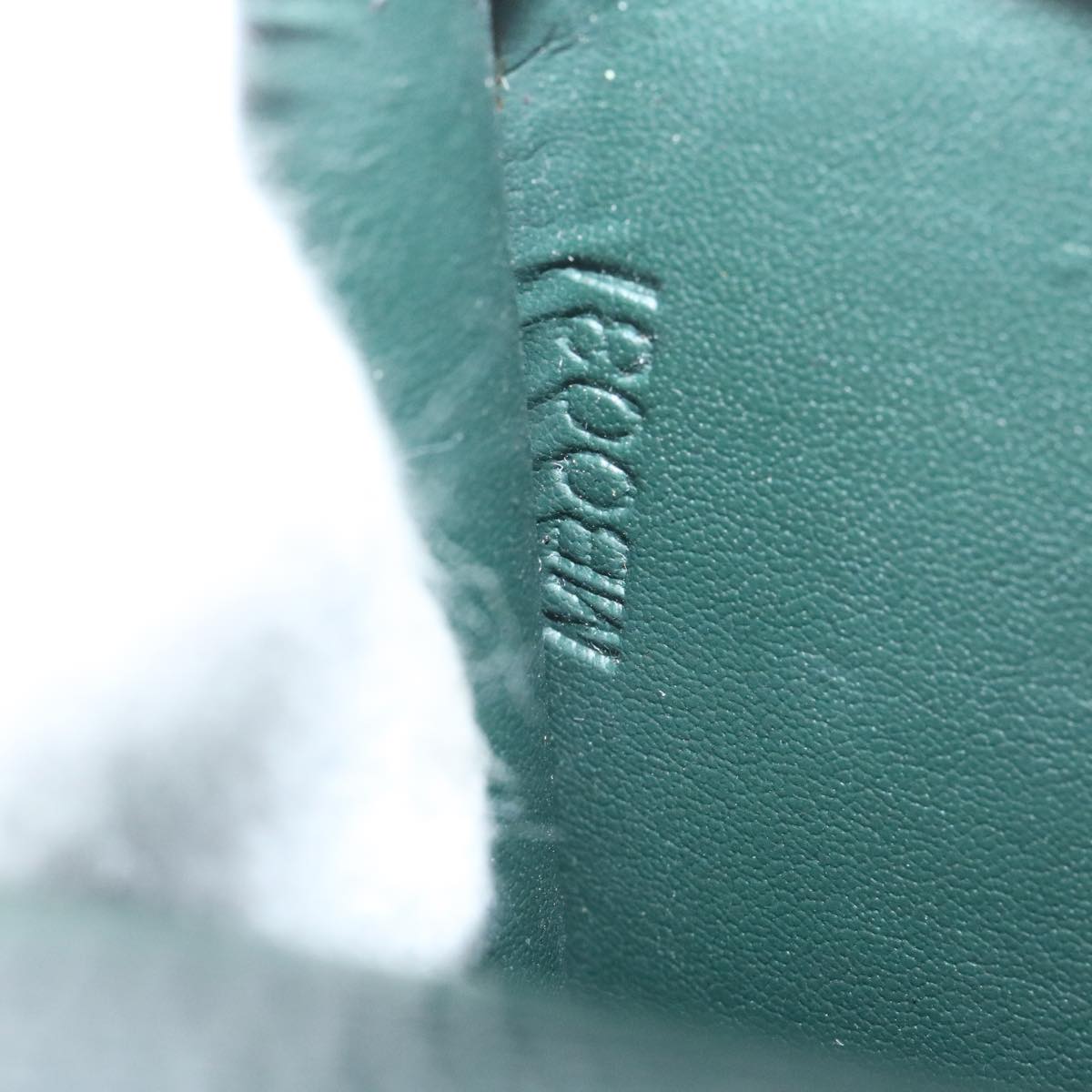LOUIS VUITTON Taiga Business Bag Epicea LV Auth th2508