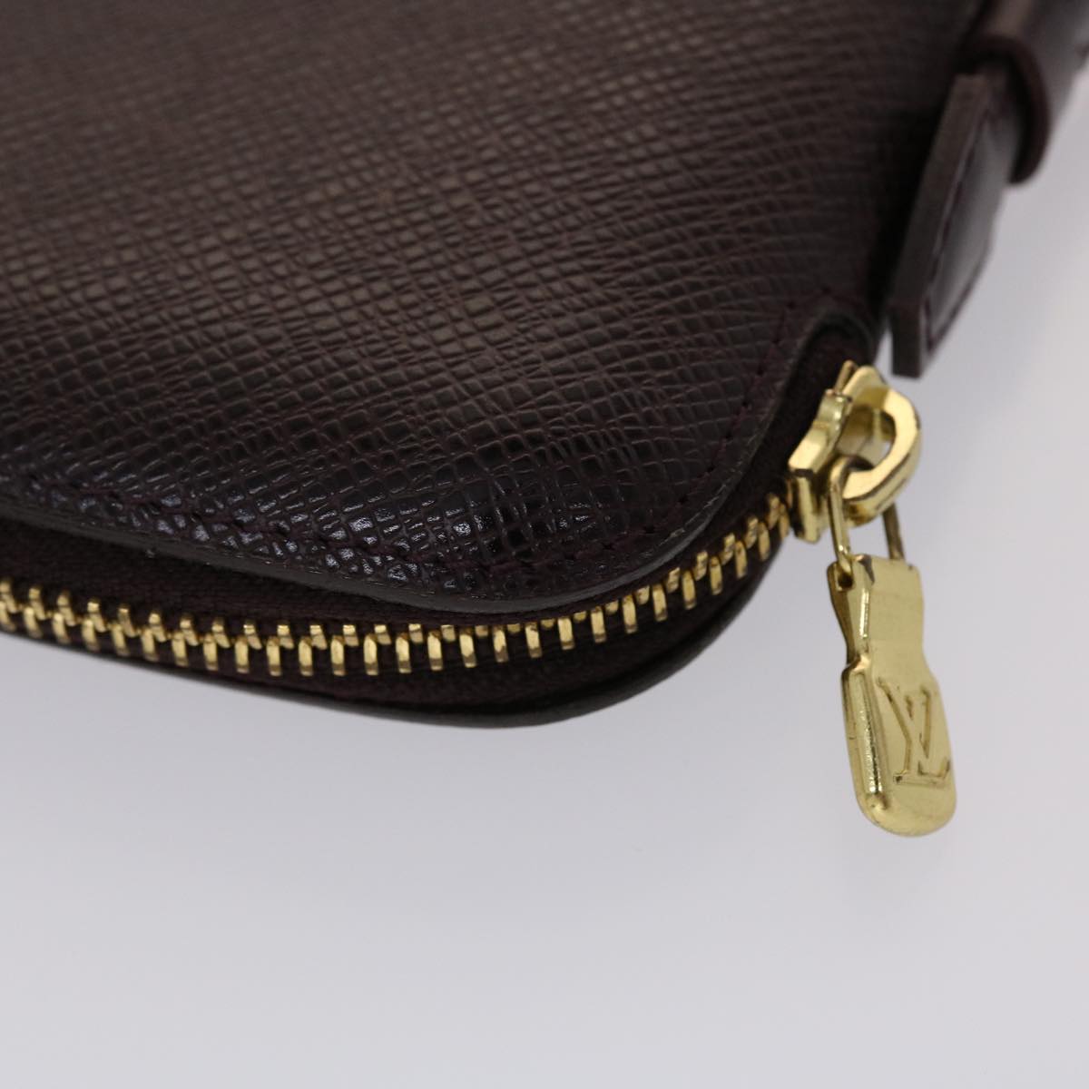 LOUIS VUITTON Taiga Organizer Atoll Travel Case Acajou M30656 LV  th3851