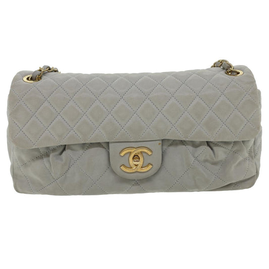 CHANEL Lamb Skin Matelasse Double Chain Shoulder Bag Gray CC Auth am1097gA