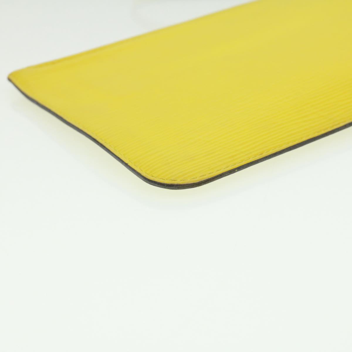 LOUIS VUITTON Neverfull MM Pouch Pistash yellow LV Auth tp502