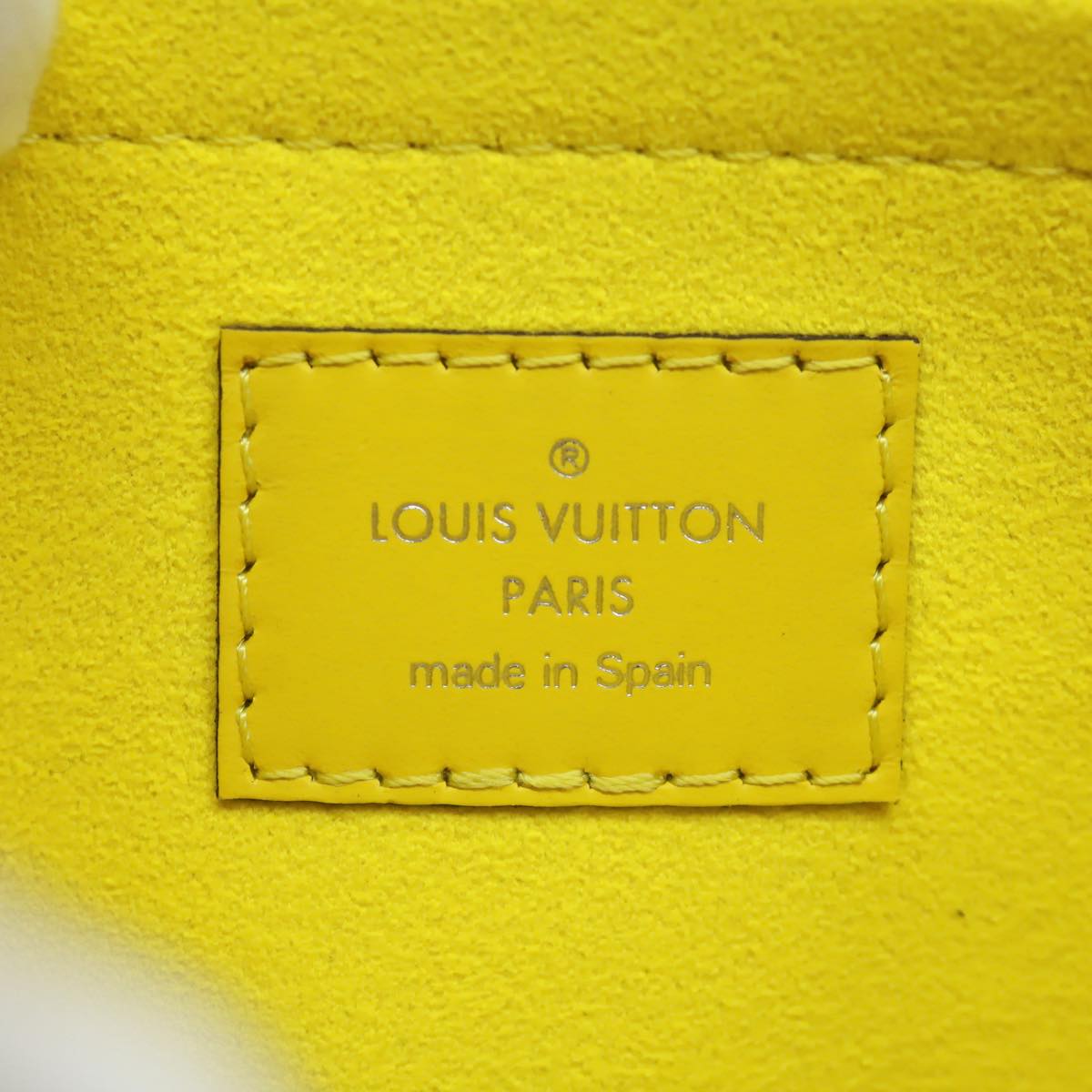 LOUIS VUITTON Neverfull MM Pouch Pistash yellow LV Auth tp502