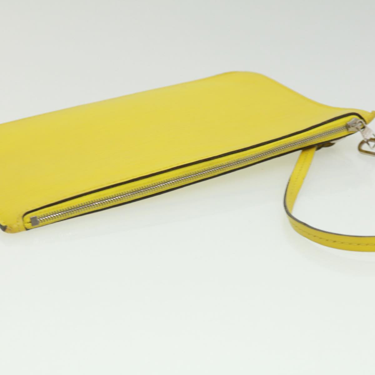 LOUIS VUITTON Neverfull MM Pouch Pistash yellow LV Auth tp502